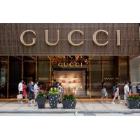 Gucci: от мастерской кожгалантереи к иконе современной моды