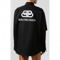 Balenciaga: Искусство Совершенства в Мужских Рубашках