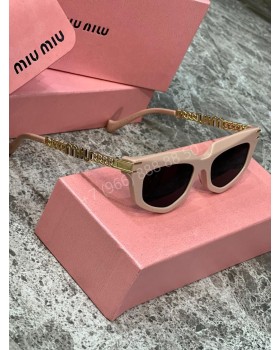 Солнцезащитные очки MIU MIU