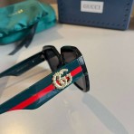 Солнцезащитные очки Gucci