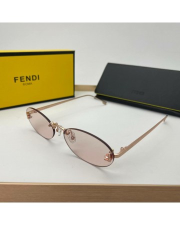 Солнцезащитные очки Fendi