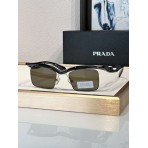 Солнцезащитные очки Prada