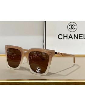 Солнцезащитные очки CHANEL