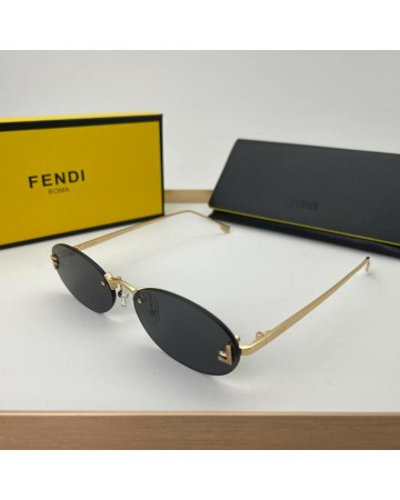 Солнцезащитные очки Fendi