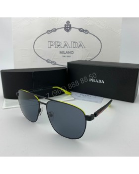 Солнцезащитные очки Prada