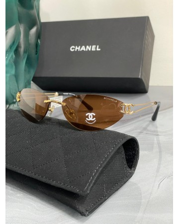 Солнцезащитные очки CHANEL