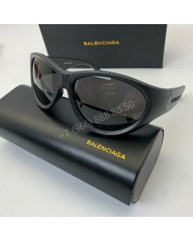 Солнцезащитные очки Balenciaga