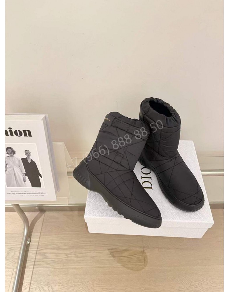 Ботинки Dior Цвет: Чёрный купить по цене 42000 руб. арт. 56190