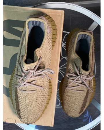 Кроссовки Yeezy