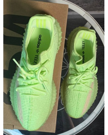 Кроссовки Yeezy