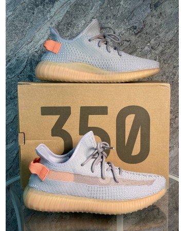 Кроссовки Yeezy