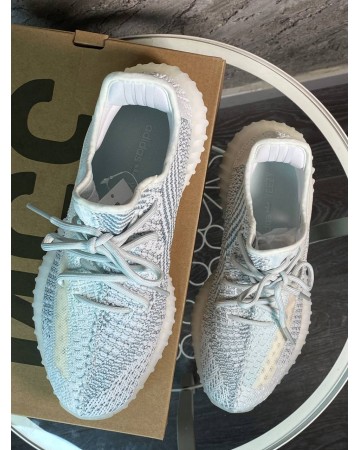 Кроссовки Yeezy