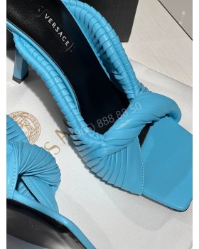 Босоножки Versace-foto3