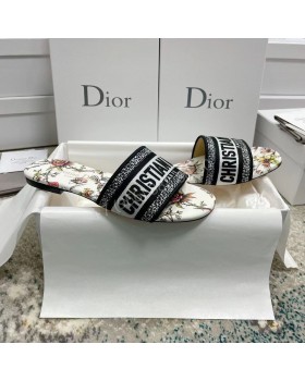 Шлепанцы Dior