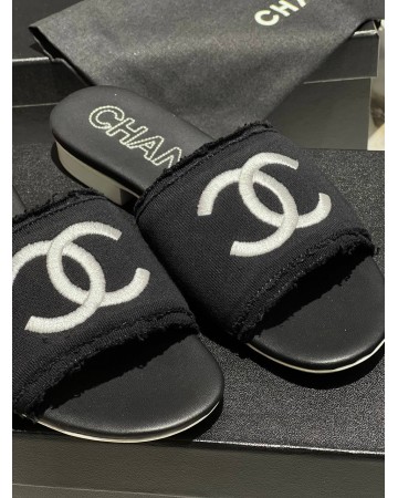 Шлепанцы CHANEL