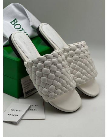 Шлепанцы Bottega Veneta