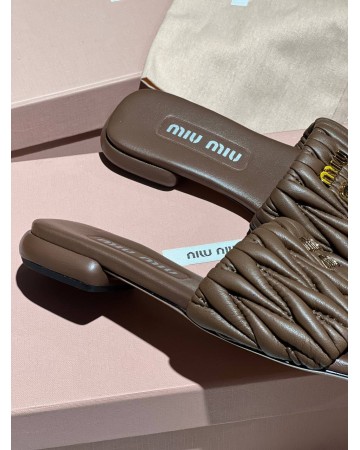 Шлепанцы MIU MIU