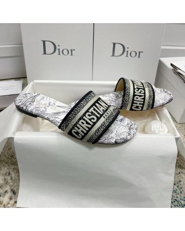 Шлепанцы Dior