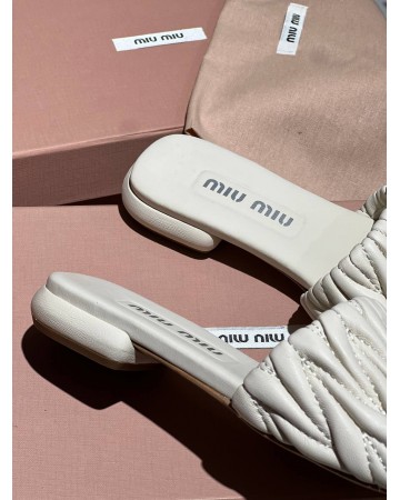 Шлепанцы MIU MIU