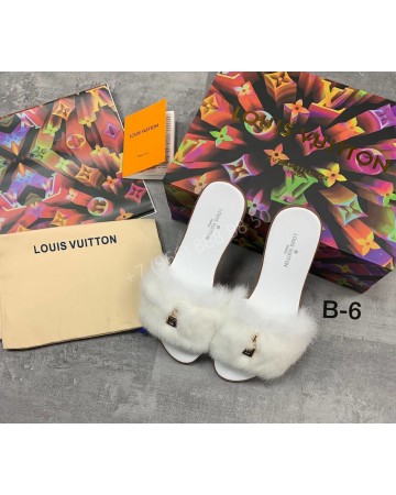 Тапочки Louis Vuitton