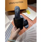 Шлепанцы Louis Vuitton