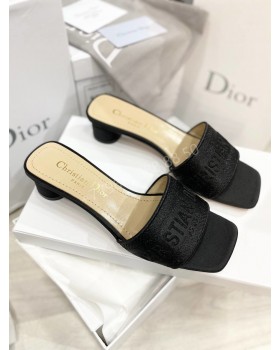 Шлепанцы Dior