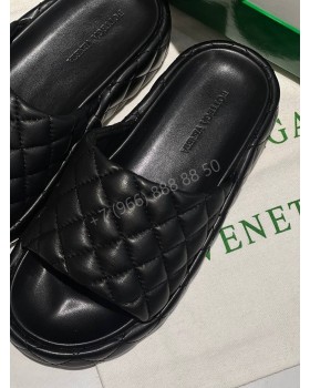 Шлепанцы Bottega Veneta