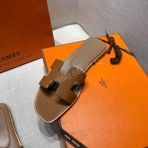 Шлепанцы Hermes