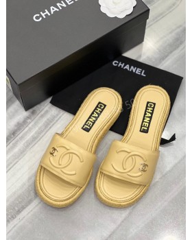 Шлепанцы CHANEL