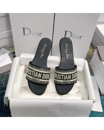 Шлепанцы Dior