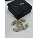 Брошь CHANEL