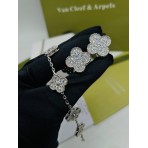 Серьги Van Cleef & Arpels