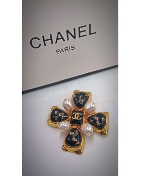 Брошь CHANEL