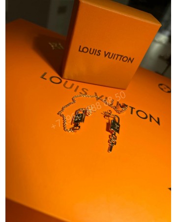 Серьги Louis Vuitton