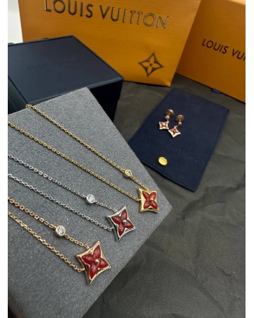 Серьги Louis Vuitton