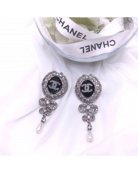 Серьги CHANEL