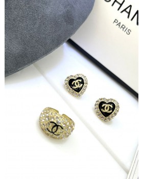 Серьги CHANEL