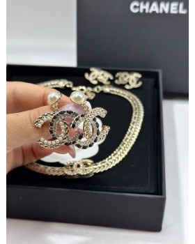 Серьги CHANEL