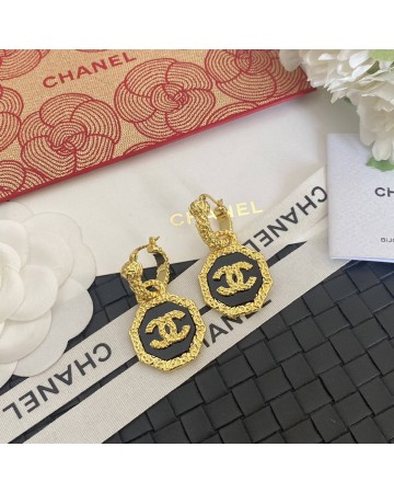 Серьги CHANEL