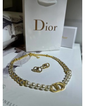 Бусы Dior