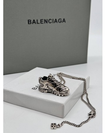 Кулон Balenciaga