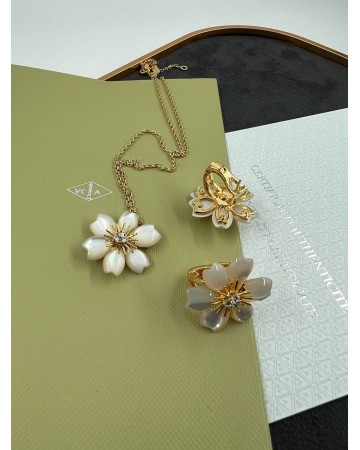 Кулон Van Cleef & Arpels