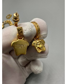 Серьги Versace