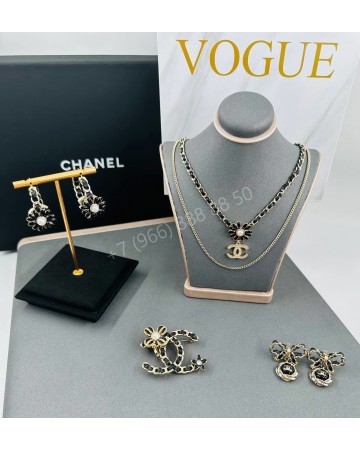 Серьги CHANEL