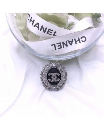 Брошь CHANEL