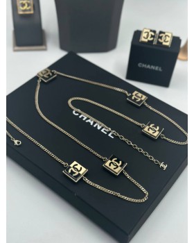 Сотуар CHANEL