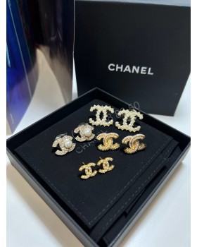 Серьги пусеты CHANEL