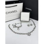 Серьги CHANEL