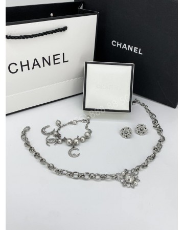 Серьги CHANEL