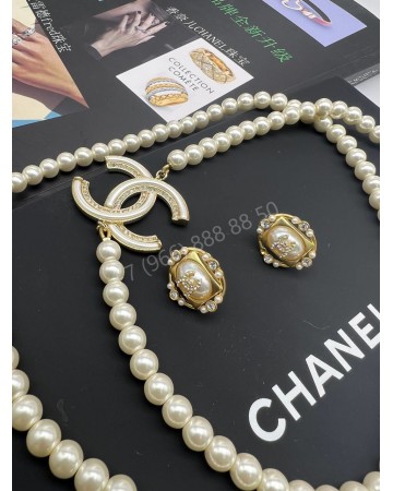 Серьги CHANEL